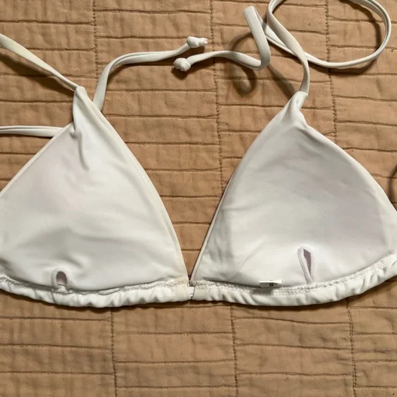 #4 - WINTER CLEAN OUT - SHEIN White Triangle String Bikini Set - small - Picture 3 of 7
